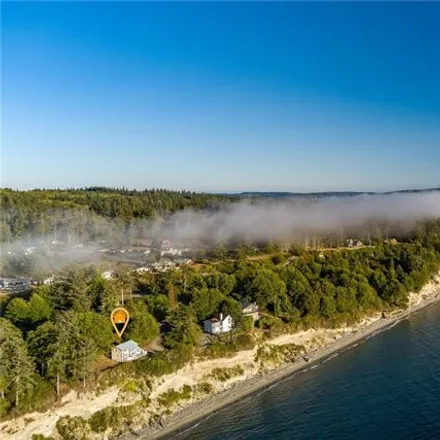 Buy this 1 bed house on 2258 Teronda Beach Road in Island County, WA 98239