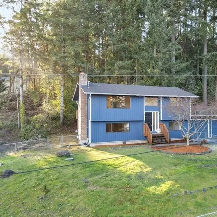 Image 2 - 5641 Fern Avenue Northeast, Illahee, Kitsap County, WA 98311, USA - House for sale