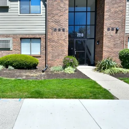 Buy this 2 bed condo on 7210 Village Lane in Indianapolis, IN 46254