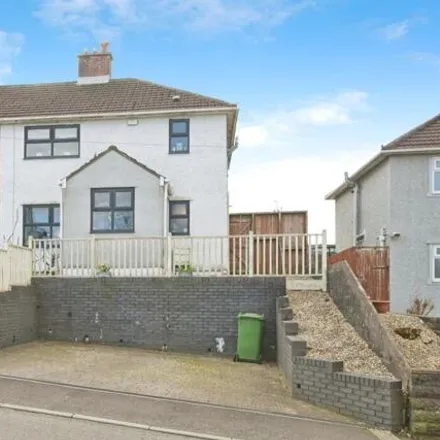 Buy this 3 bed duplex on Common Road in Llantrisant, CF72 8DB