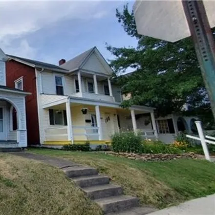 Buy this 3 bed house on 707 5th Street in Ellwood City, PA 16117