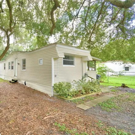 Buy this 2 bed house on 2500 Stumpknocker Drive in Polk County, FL 33898