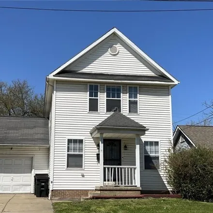 Buy this 3 bed house on 2132 East 69th Street in Cleveland, OH 44103
