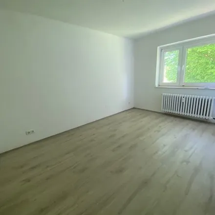 Rent this 3 bed apartment on Heimstraße 15 in 59174 Kamen, Germany