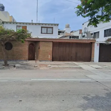 Buy this 5 bed house on Jirón Velasquez in San Borja, Lima Metropolitan Area 15041