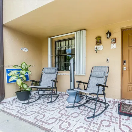 Image 3 - 3901 Southwest 99th Avenue, Olympia Heights, Miami-Dade County, FL 33165, USA - Condo for sale