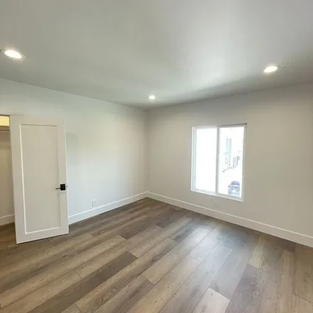 Rent this 2 bed apartment on 1505 North Commonwealth Avenue in Los Angeles, CA 90027
