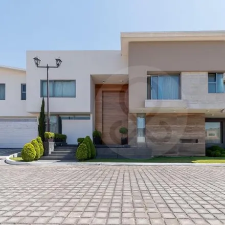 Buy this 5 bed house on unnamed road in La Providencia, 52149 Metepec