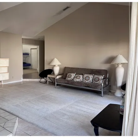 Image 2 - 2350 Lone Pine Street, Henderson, NV 89014, USA - Room for rent