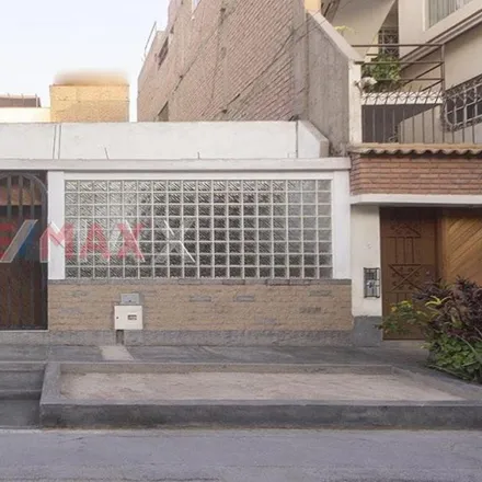 Image 6 - Institución educativa inicial Sagrado Niño Jesus, Cajay, Los Olivos, Lima Metropolitan Area 15306, Peru - House for sale