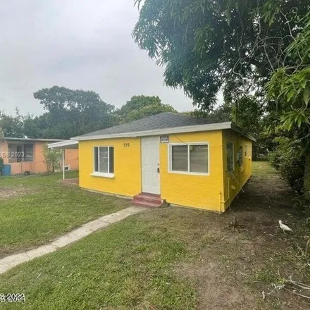 Buy this 2 bed house on 581 North 18th Street in Fort Pierce, FL 34950