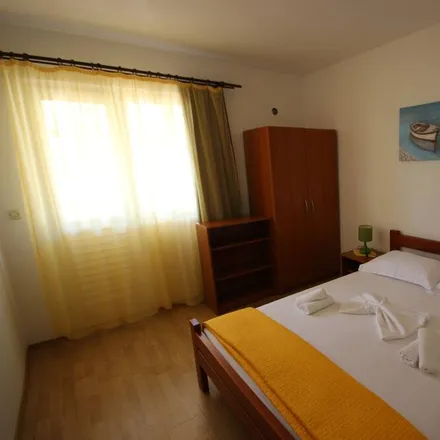 Image 1 - Jelsa, Split-Dalmatia County, Croatia - Apartment for rent