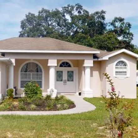 Buy this 3 bed apartment on 8283 Scotch Pine Avenue in Pine Grove, Brooksville