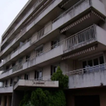 Image 3 - Bourg-lès-Valence, Drôme, France - Apartment for rent