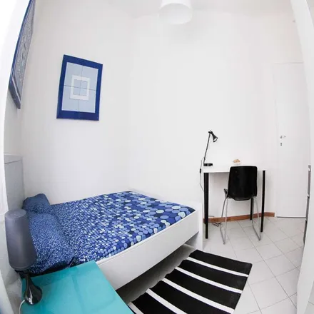 Rent this 6 bed room on Via Ferrante Aporti in 58, 20125 Milan MI