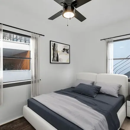 Rent this 1 bed apartment on Chevron in Beverly Boulevard, Los Angeles