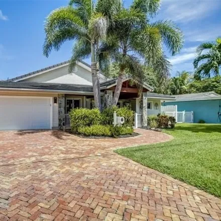 Image 2 - 2037 Northeast 24th Street, Middle River Manor, Wilton Manors, FL 33305, USA - House for sale