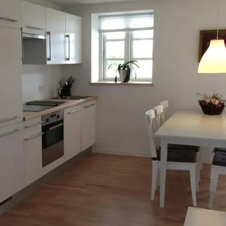 Rent this studio apartment on Søndergårdsvej 44