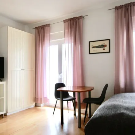 Rent this 1 bed apartment on Limburger Straße 27 in 50672 Cologne, Germany