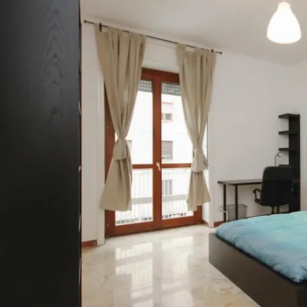 Rent this 5 bed room on Antigone in Via Antonio Kramer 20, 20129 Milan MI