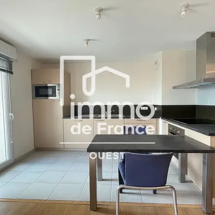Rent this 2 bed apartment on 6 Rue du docteur Bonhomme in 49100 Angers, France