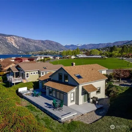 Image 3 - 322 Upper Point Drive, Chelan County, WA 98831, USA - House for sale