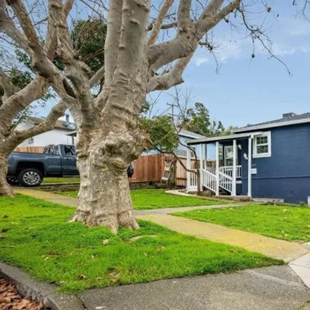 Buy this 2 bed house on 469 Annette Avenue in Vallejo, CA 94591