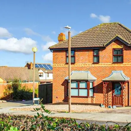 Buy this 3 bed house on Shirley Moor in Monkston, MK7 6DZ