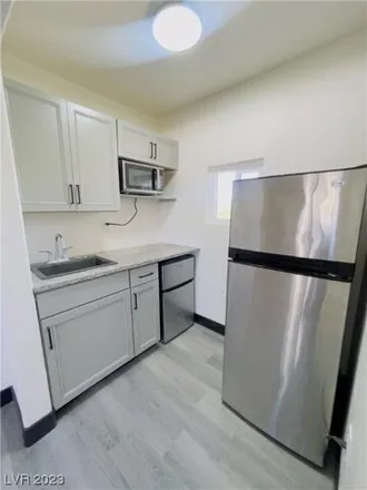 Image 7 - 410 San Pablo Drive, Las Vegas, NV 89104, USA - Apartment for rent