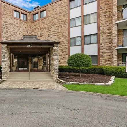 Image 1 - 298 West Parliament Place, Mount Prospect, IL 60056, USA - Condo for sale