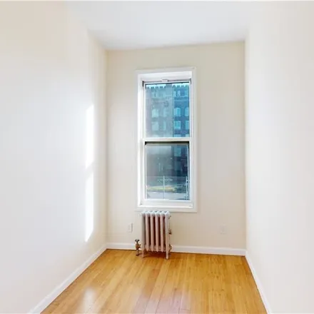 Image 4 - 2139 Pacific Street, New York, NY 11233, USA - Townhouse for rent