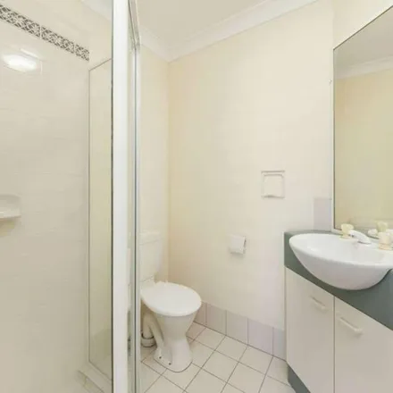 Image 6 - 21 Edmondstone Street, South Brisbane QLD 4101, Australia - Apartment for rent