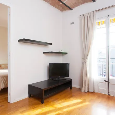 Image 5 - Carrer de Calàbria, 207, 08029 Barcelona, Spain - Apartment for rent
