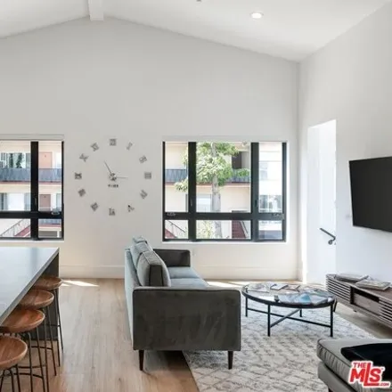 Image 3 - 1246 North Spaulding Avenue, West Hollywood, CA 90046, USA - Townhouse for rent