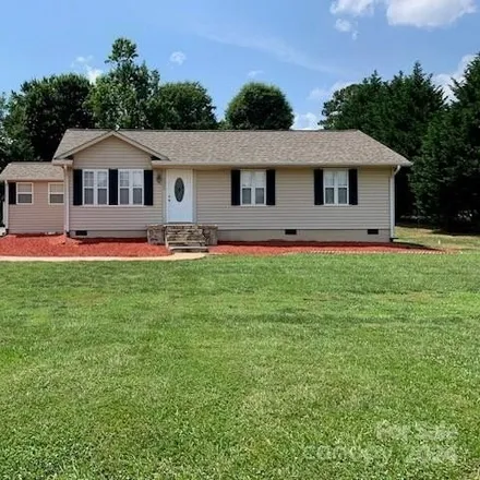 Buy this 3 bed house on 3428 Clarks Chapel Rd in Lenoir, North Carolina
