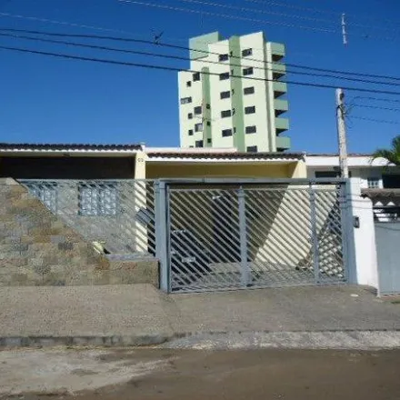 Buy this 3 bed house on Avenida Trabalhador Sãocarlense in Jardim Lutfalla, São Carlos - SP