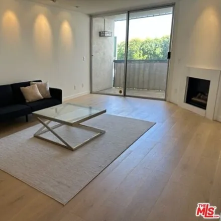 Image 1 - 8530 Holloway Dr Apt 202, West Hollywood, California, 90069 - Condo for sale