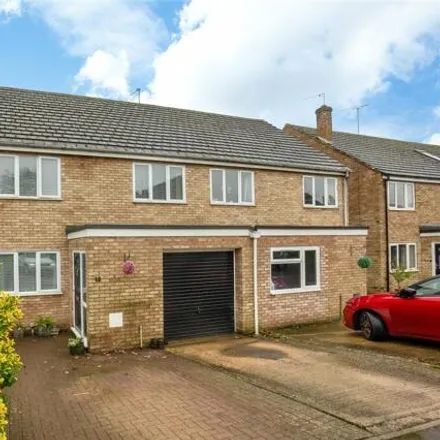 Buy this 3 bed townhouse on Dorn Close in Middle Barton, OX7 7HD