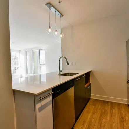 Rent this 3 bed apartment on 9661 Avenue Papineau in Montreal, QC H2B 1A2