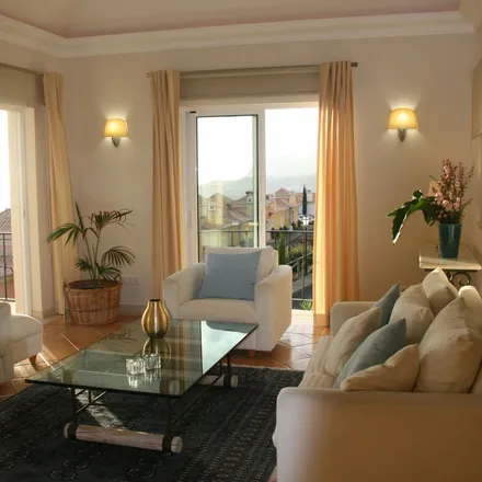 Image 4 - Antes Miradouro Neves D, Ladeira do Balancal, 9060-414 Funchal, Madeira, Portugal - Apartment for rent