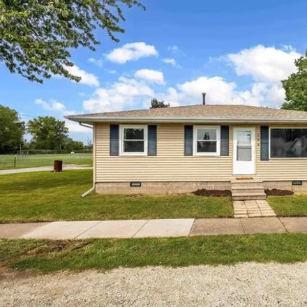 Buy this 3 bed house on 107 State Street in Carbon Cliff, Rock Island County
