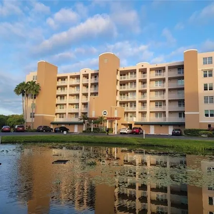 Rent this 3 bed condo on unnamed road in Seminole, FL