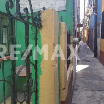 Buy this 3 bed house on Calle Ópalo in Unidad Habitacional Molino Santo Domingo, 01130 Santa Fe
