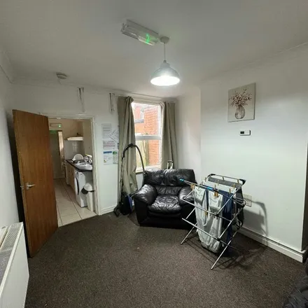 Rent this 4 bed apartment on 138 Holgate Road in Nottingham, NG2 2DU