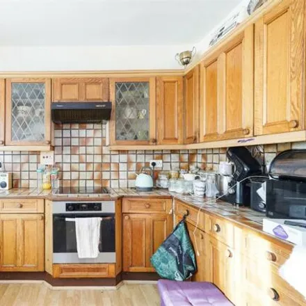 Image 3 - 56 Addington Road, London, E16 4NG, United Kingdom - House for sale