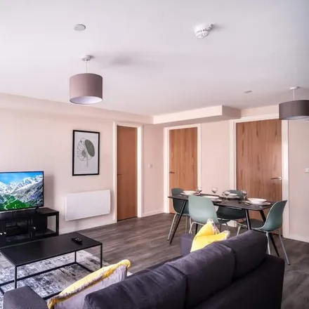 Image 9 - Trafford, M16 0PG, United Kingdom - Apartment for rent