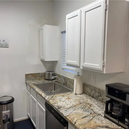 Image 7 - 7191 West Sunset Road, Spring Valley, NV 89113, USA - Condo for rent