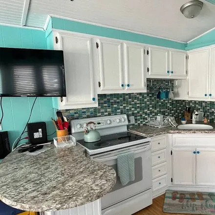 Rent this studio house on Jensen Beach in FL, 34957