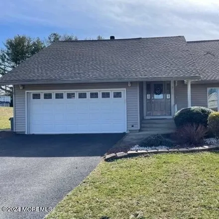 Buy this 4 bed house on 7 Valley Road in Manalapan Township, NJ 07726