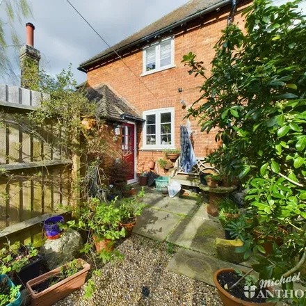 Image 9 - Nup End Lane, Wingrave, HP22 4PX, United Kingdom - Townhouse for rent